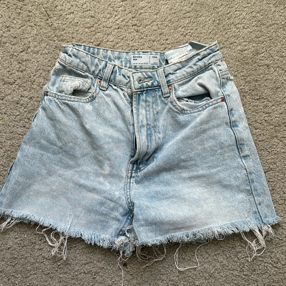 Bershka women’s mom shorts size 2